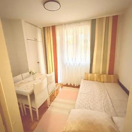 Apartman Hidden Gold Old Town &free Parking